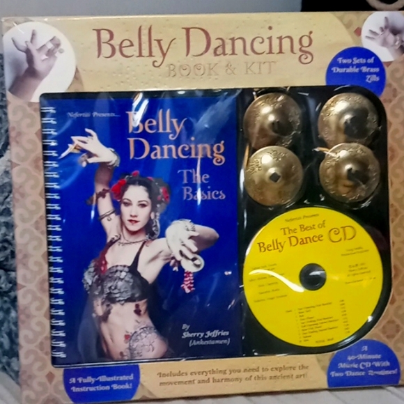 Belly Dancing Book & Kit Like New and Complete - Picture 1 of 3